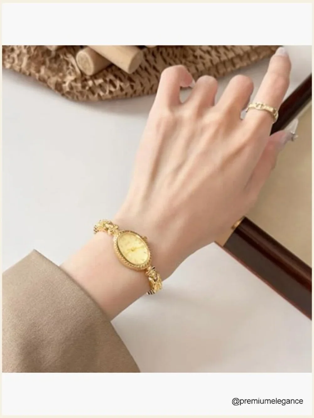 Vintage Gold Oval Roman Numeral Analog Bracelet Wrist Watch